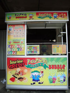 Toper Bubble + Crepes Booth
