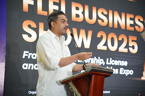 Pameran FLEI Jakarta 2025 - Menteri UMKM RI Maman Abdurrahman